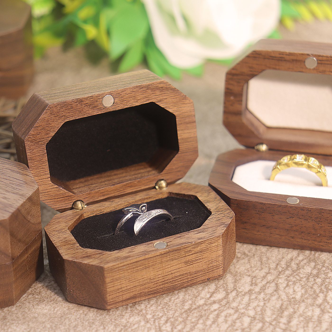 Retro Black Walnut Wooden Jewelry Box Jewelry Storage Box