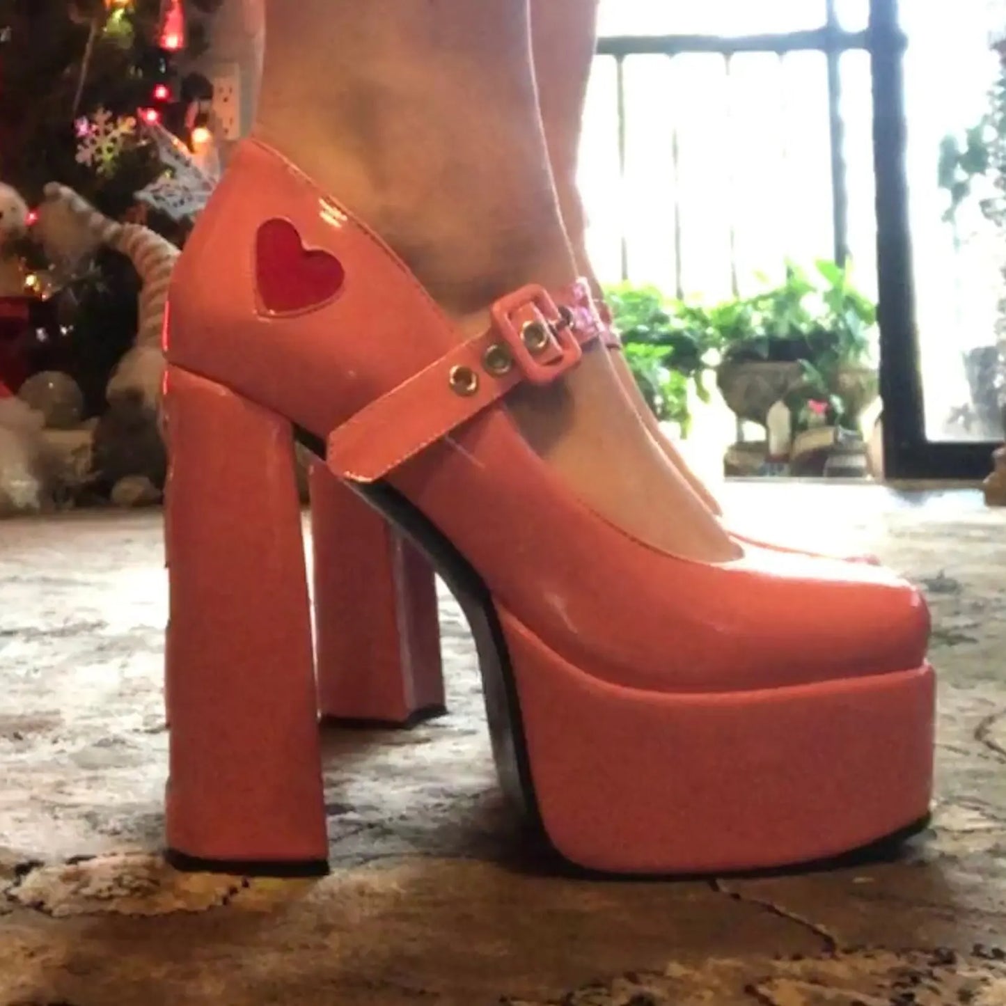 Luxury Designer Marry Janes Pumps For Women Love Heart High Heels Buckle Platform Punk Chunky Pink Wedding Party women's Shoes