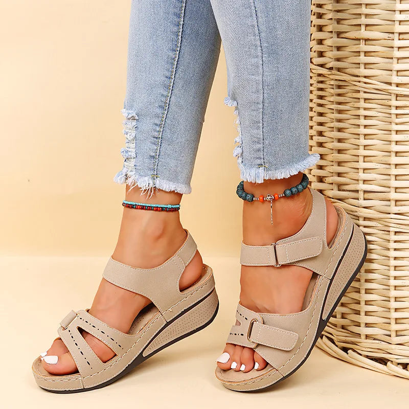 New 2024 Summer Casual Fish Mouth Sandals, Roman Style Sandals, Women Wear Velcro Casual Shoes, Beach Shoes