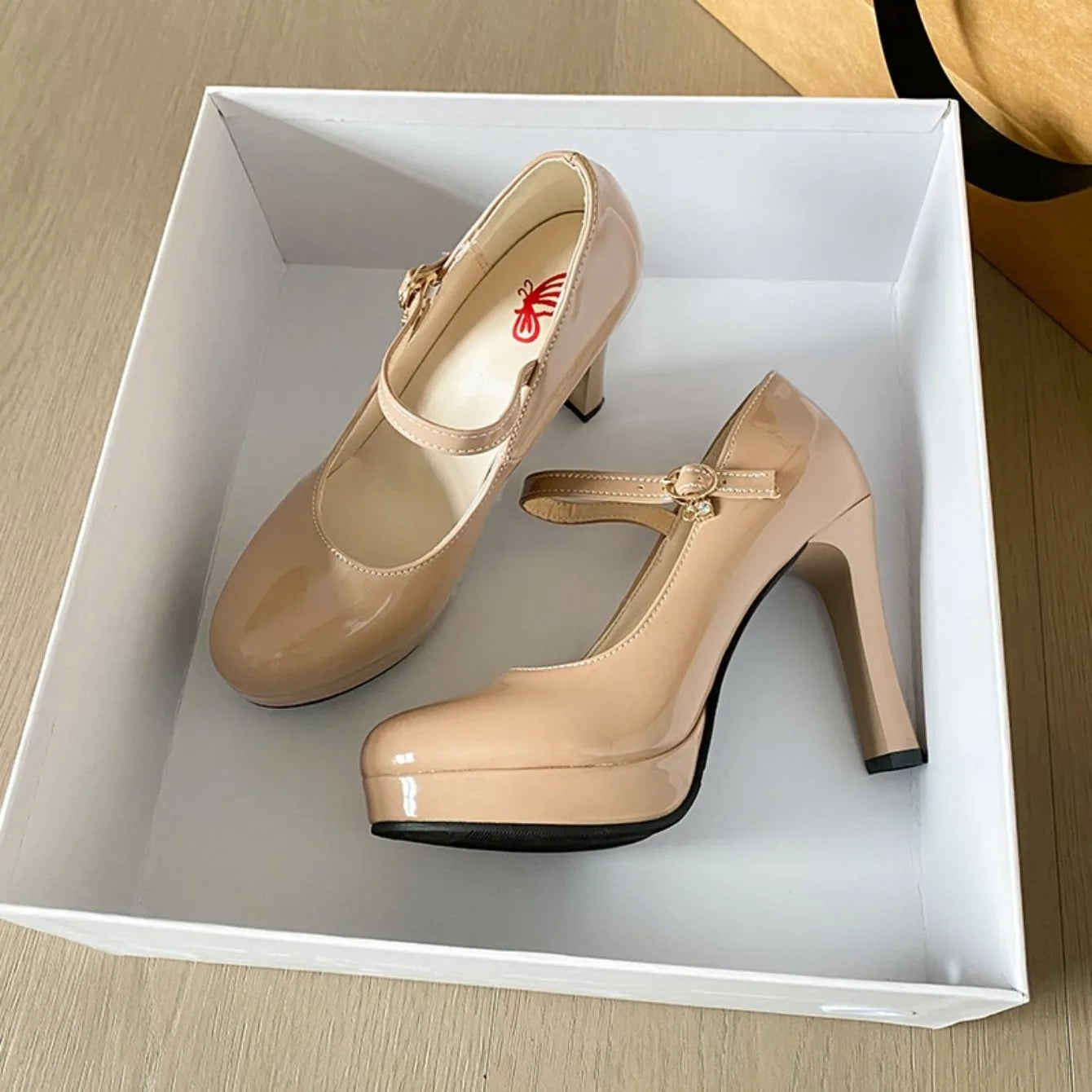 2024 Women Baotou Round Toe Platform Heel Mary Janes Shoes Women Shallow Elegant Trend Comfortable Fashion Shoes Shoes for Women