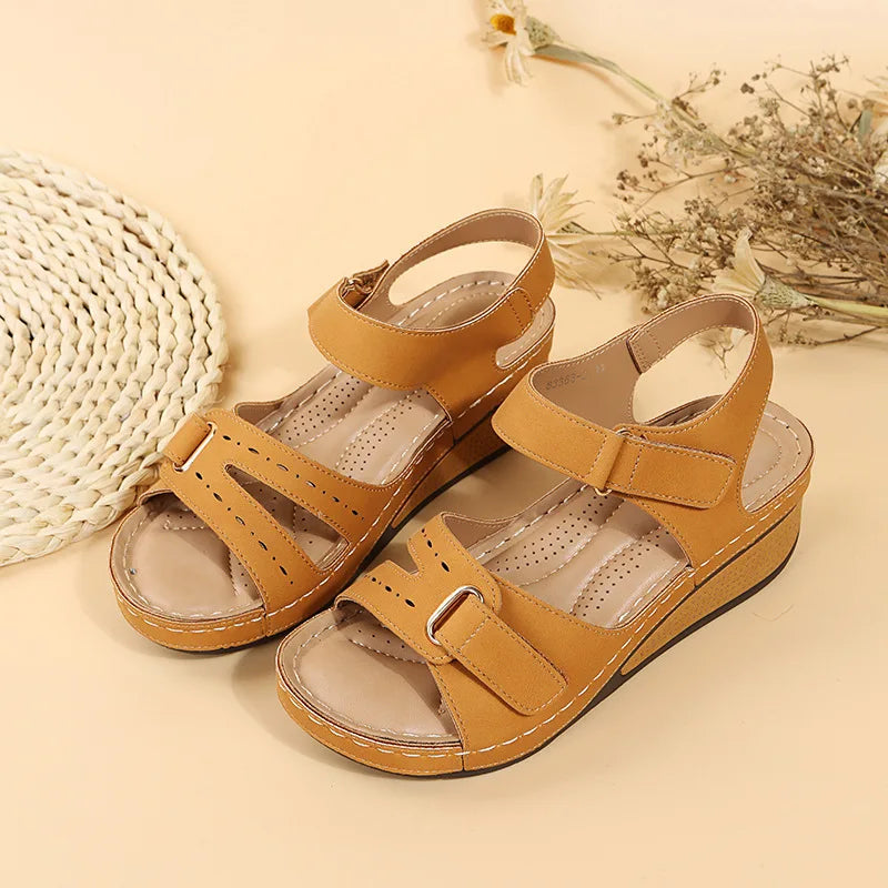 New 2024 Summer Casual Fish Mouth Sandals, Roman Style Sandals, Women Wear Velcro Casual Shoes, Beach Shoes