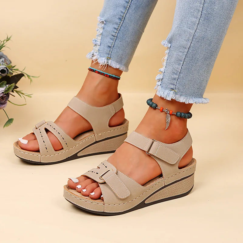 New 2024 Summer Casual Fish Mouth Sandals, Roman Style Sandals, Women Wear Velcro Casual Shoes, Beach Shoes