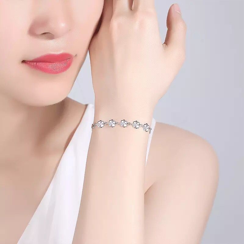 Lucky Four-Leaf Clover Silver Plated Bracelet Micro Rhinestone 925 Jewelry Japanese And Korean Simple Fashion