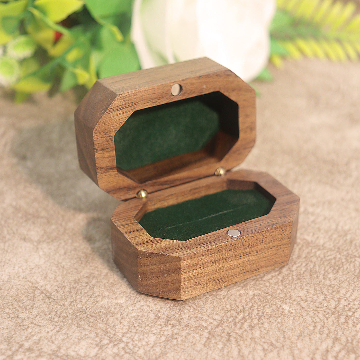 Retro Black Walnut Wooden Jewelry Box Jewelry Storage Box